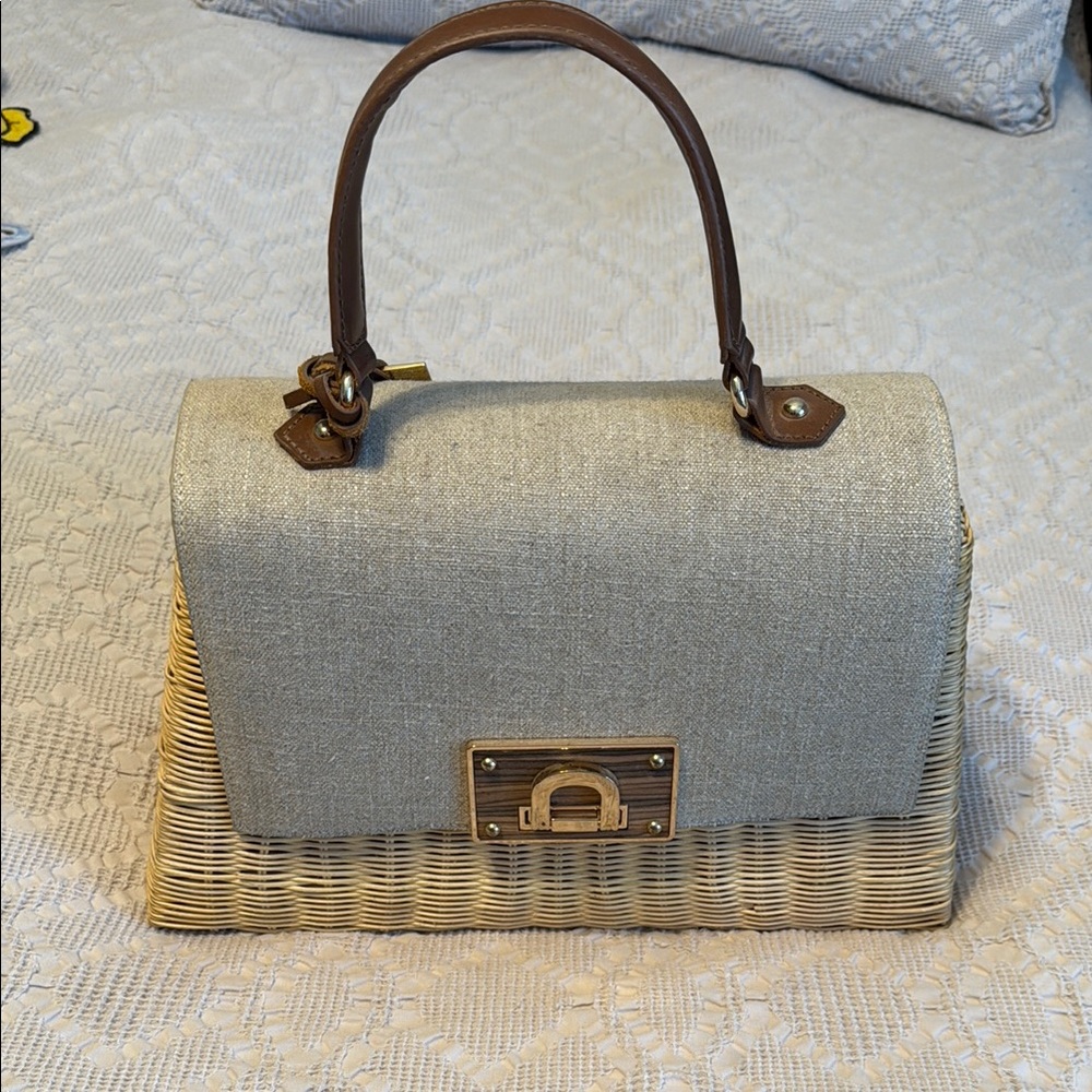 Tan wicker handbag